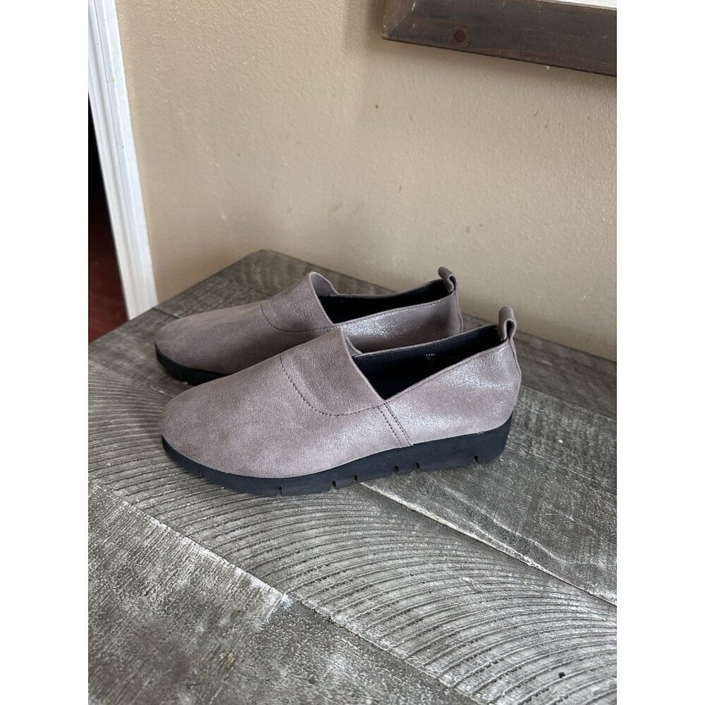 Yellowbox Erma Gray Shimmer Fabric Slip On Flats 6